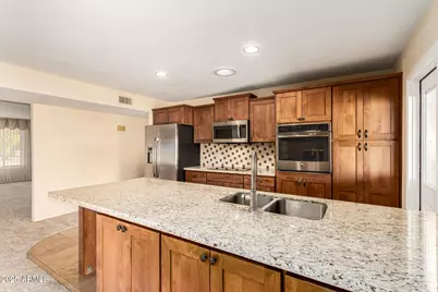 10608 N 32nd Drive, Phoenix, AZ 85029 - Photo 13