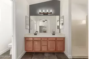 1817 E Donner Dr, Phoenix, AZ 85042 - Photo 17