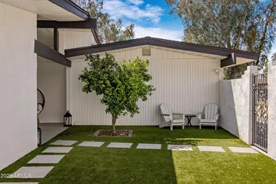 517 W Coral Gables Drive, Phoenix, AZ 85023 - Photo 5