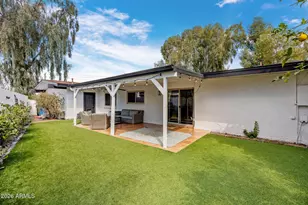 517 W Coral Gables Dr, Phoenix, AZ 85023 - Photo 25