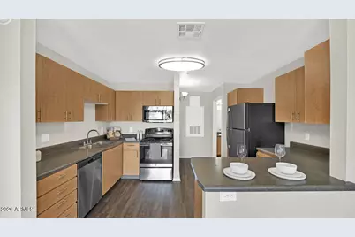 5611 S 32nd Street #3, Phoenix, AZ 85040 - Photo 7