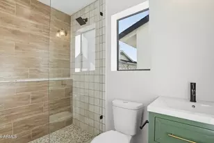 4515 N 35th St, Phoenix, AZ 85018 - Photo 29