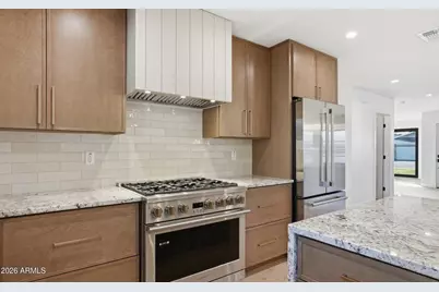 4515 N 35th Street, Phoenix, AZ 85018 - Photo 11