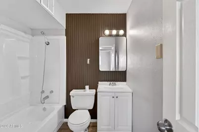 5505 W Whitton Avenue, Phoenix, AZ 85031 - Photo 7