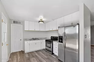 5505 W Whitton Ave, Phoenix, AZ 85031 - Photo 1