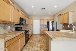 63 W Cedar Dr, Chandler, AZ 85248 - Photo 9