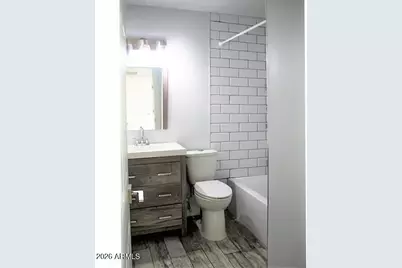 3141 N 37th Street #Apt 10, Phoenix, AZ 85018 - Photo 7