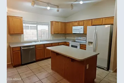 9310 E Lobo Avenue, Mesa, AZ 85209 - Photo 5