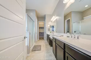 10334 E Nichols Ave, Mesa, AZ 85209 - Photo 17