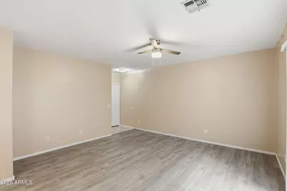 15818 N 25th Street #111, Phoenix, AZ 85032 - Photo 5