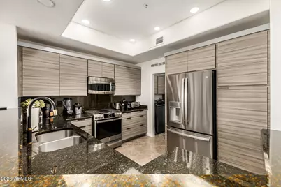 7601 E Indian Bend Road #1039, Scottsdale, AZ 85250 - Photo 5