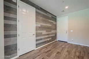 11628 W Andrew Ln, Peoria, AZ 85383 - Photo 5