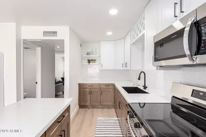 4848 N Woodmere Fairway #Apt 15, Scottsdale, AZ 85251 - Photo 15