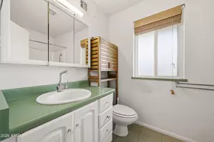 10604 W Saratoga Cir, Sun City, AZ 85351 - Photo 33