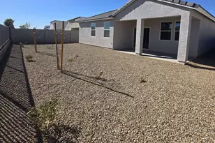 12555 W Chase Ln, Avondale, AZ 85323 - Photo 15
