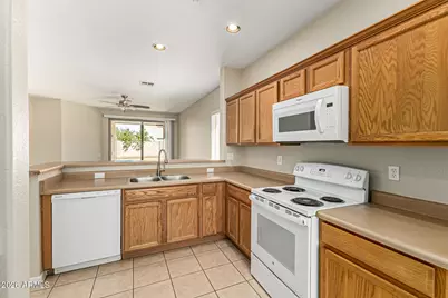 11556 W Western Avenue, Avondale, AZ 85323 - Photo 7