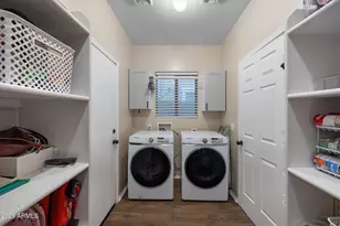 539 E Bradstock Way, San Tan Valley, AZ 85140 - Photo 13