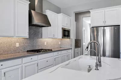 10834 E Thunderbolt Avenue, Mesa, AZ 85212 - Photo 7