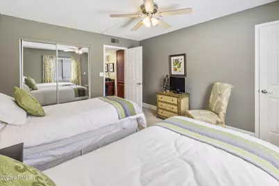 3825 E Camelback Road #126, Phoenix, AZ 85018 - Photo 13