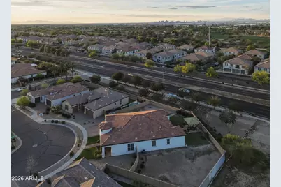 3130 E Valencia Drive, Phoenix, AZ 85042 - Photo 9