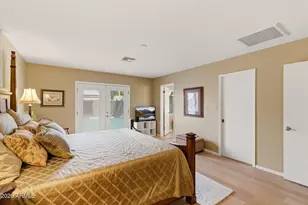 221 W Butler Dr, Phoenix, AZ 85021 - Photo 19