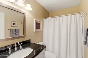 221 W Butler Dr, Phoenix, AZ 85021 - Photo 27