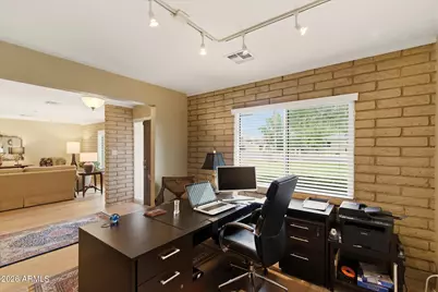 221 W Butler Drive, Phoenix, AZ 85021 - Photo 19