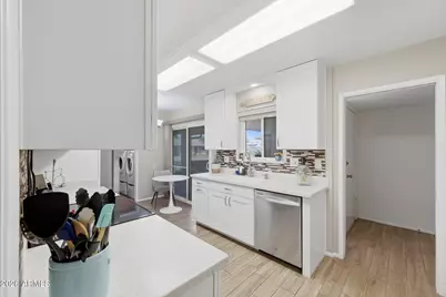 10821 W Denham Drive, Sun City, AZ 85351 - Photo 11