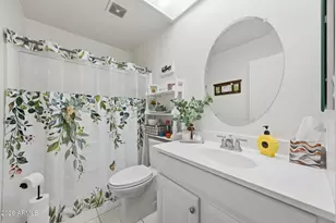 10821 W Denham Dr, Sun City, AZ 85351 - Photo 33