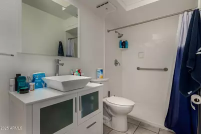 5035 N 10th Place #204, Phoenix, AZ 85014 - Photo 15