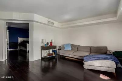 5035 N 10th Place #204, Phoenix, AZ 85014 - Photo 3