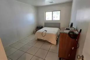 1822 W Lynne Ln, Phoenix, AZ 85041 - Photo 7