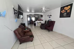 1822 W Lynne Ln, Phoenix, AZ 85041 - Photo 3