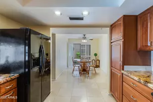 2505 E Denton Ln, Phoenix, AZ 85016 - Photo 13