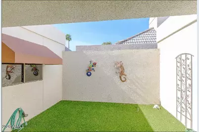 2505 E Denton Lane, Phoenix, AZ 85016 - Photo 11