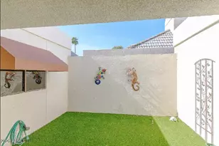 2505 E Denton Ln, Phoenix, AZ 85016 - Photo 11