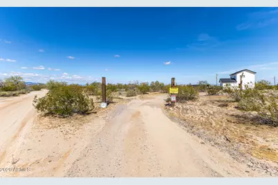 333 S Picket Drive, Maricopa, AZ 85139 - Photo 45