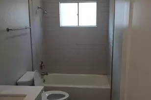 301 W Medlock Dr, Phoenix, AZ 85013 - Photo 13