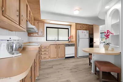 25635 S Country Club Drive, Sun Lakes, AZ 85248 - Photo 17