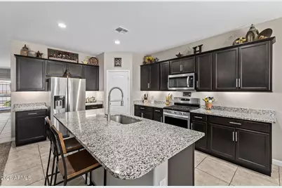 2996 N Amber Drive, Buckeye, AZ 85396 - Photo 7