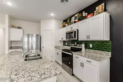 36043 W Santa Clara Avenue, Maricopa, AZ 85138 - Photo 15