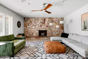 813 W Gleneagles Dr, Phoenix, AZ 85023 - Photo 29