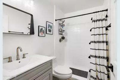 813 W Gleneagles Drive, Phoenix, AZ 85023 - Photo 35