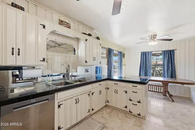 928 N Brown Avenue, Casa Grande, AZ 85122 - Photo 23