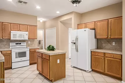 25202 N 41st Avenue, Phoenix, AZ 85083 - Photo 13