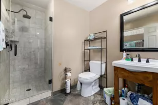 6241 N 186th Ave, Waddell, AZ 85355 - Photo 31