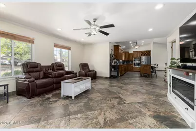 6241 N 186th Avenue, Waddell, AZ 85355 - Photo 17