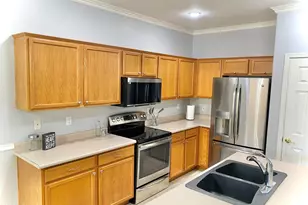 9826 E Flossmoor Cir, Mesa, AZ 85208 - Photo 11