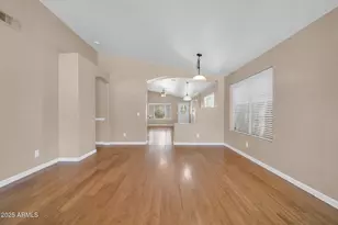 8544 W Cherry Hills Dr, Peoria, AZ 85345 - Photo 9