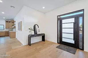 4107 E Avalon Dr, Phoenix, AZ 85018 - Photo 11